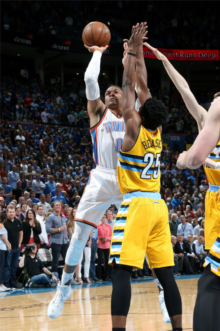 拉满的前锋 拉满的前锋