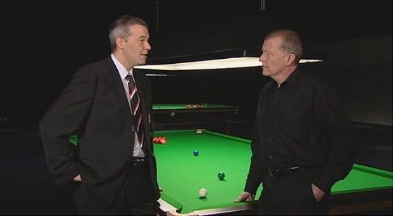 球牵制内收 球牵制内收